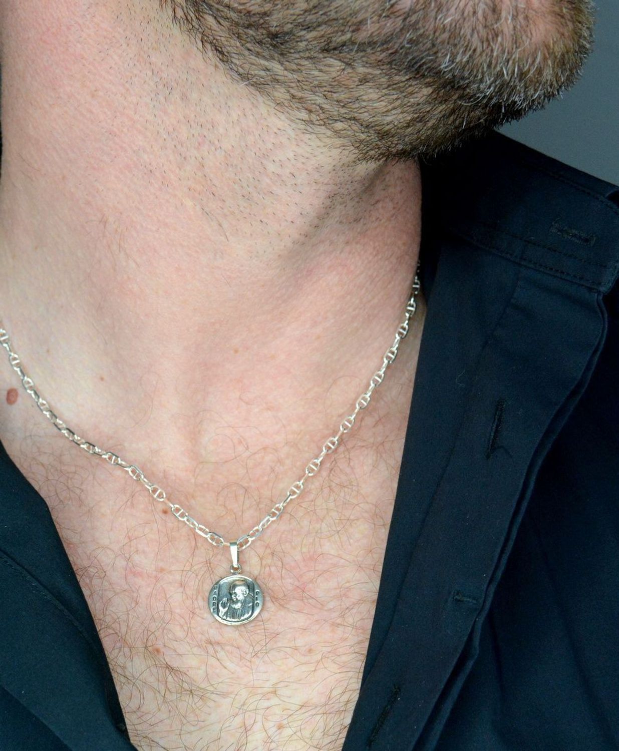 Srebrny łańcuszek 925 splot gucci 3,4mm DIA-LAN-6007-925 3,4mm.  Łańcuszek o wadze 7,60 gram. Łańcuszki to uniwersalne dodatki, które sprawdzają się na każdą okazję i dla kobiet w każdym wieku. Srebrny łańcuszek jest uniwers.jpg